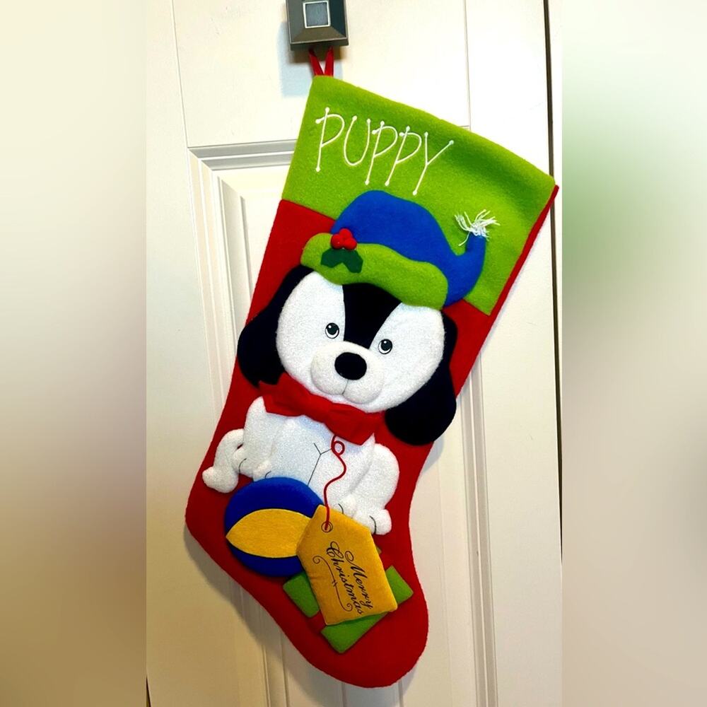 NWOT Puppy stocking with 3D felt